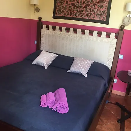 Konukevi Mondello Room